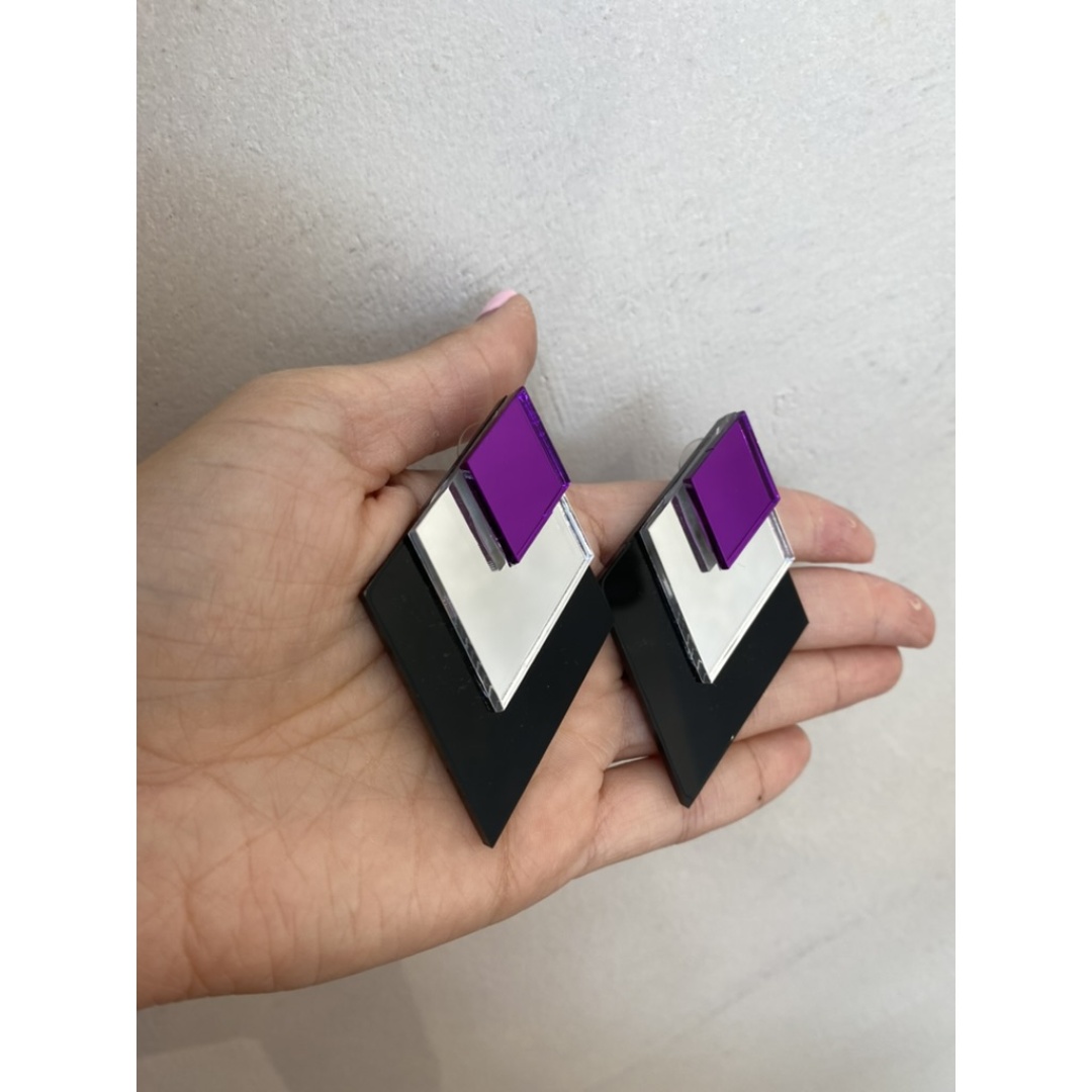 Rhombus side black-silver-purple plexi earrirgs acrylic mirrors steel pin