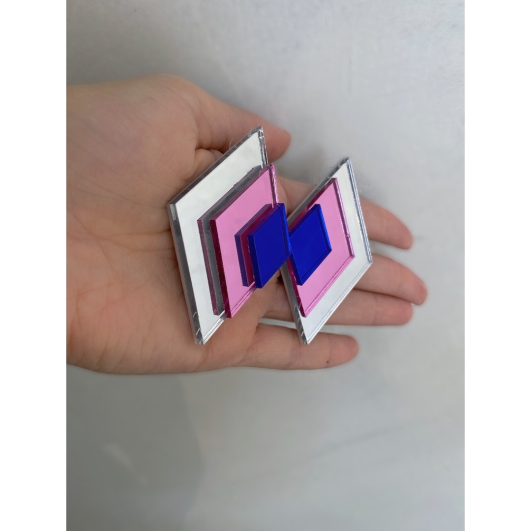 Rhombus side silver-pink-blue