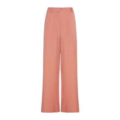 BISOU PANTS PINK The polished perfection meets springtime sophistication. BISOU pants has a classic straight line